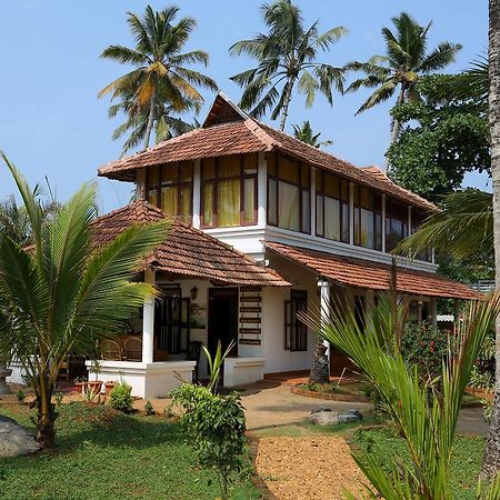 Beach Paradise Alappuzha Exterior photo