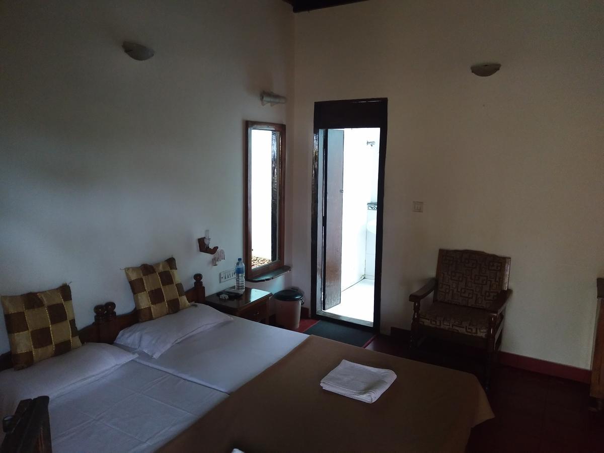 Beach Paradise Alappuzha Exterior photo